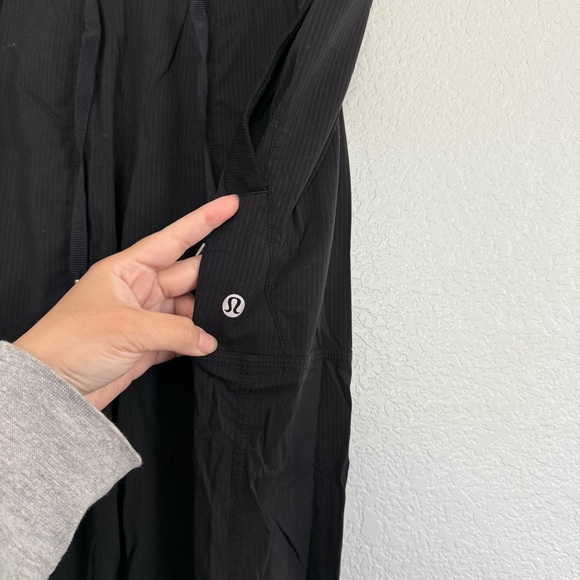 Lululemon Dance Studio Mid-Rise Pant in Black 33” Inseam Size 8 - Picture 4 of 7